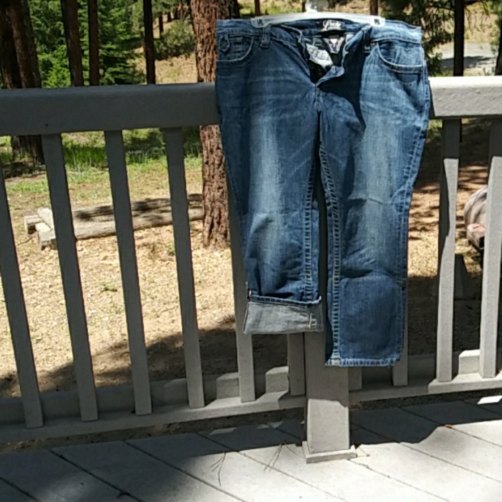 Lucky Jeans folded 2 botton crop jeans